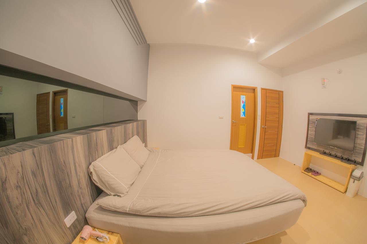 Travelers Hostel Magong Exterior foto